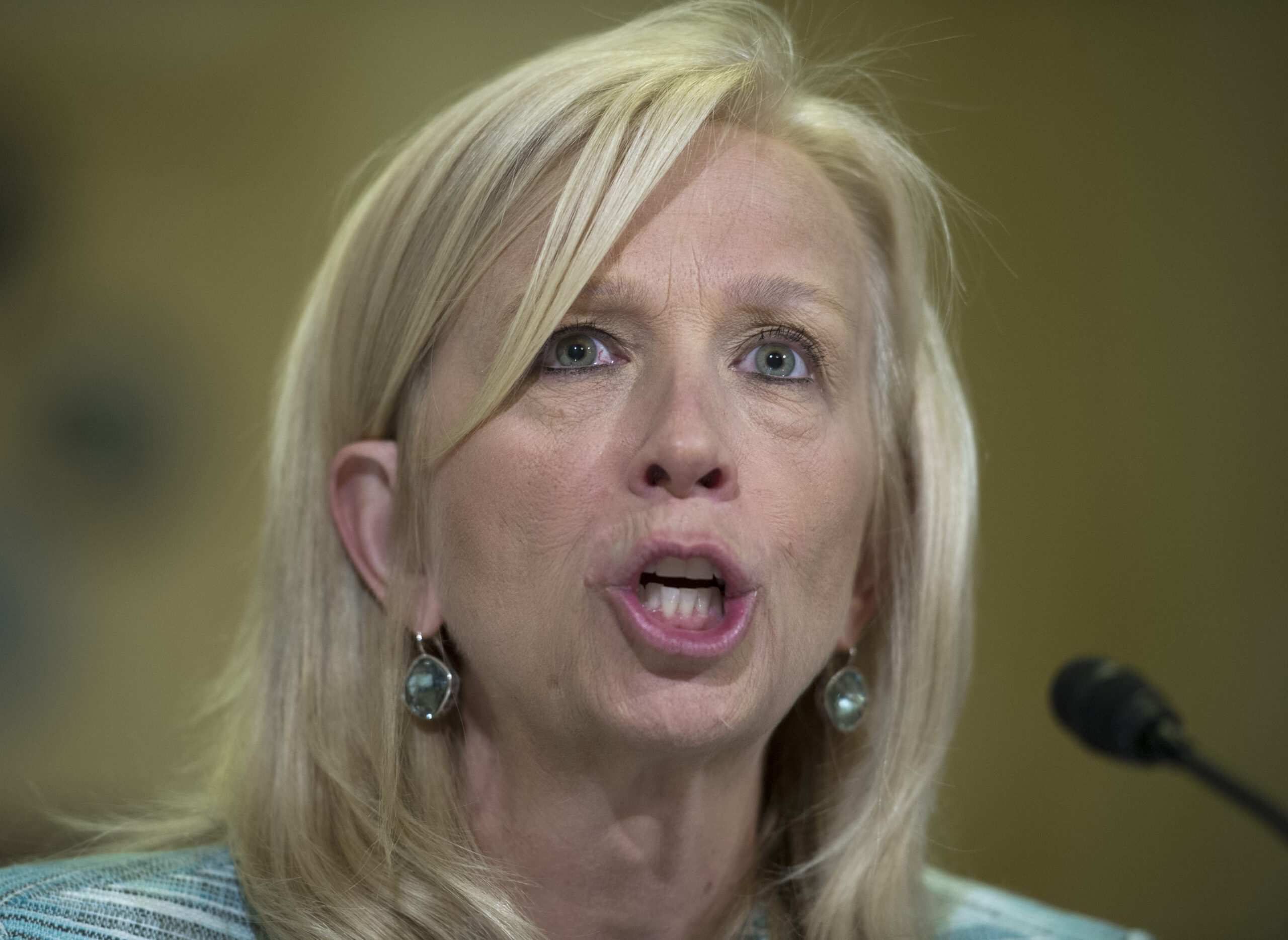 Veterans Affairs spies, stonewalls on people investigating it