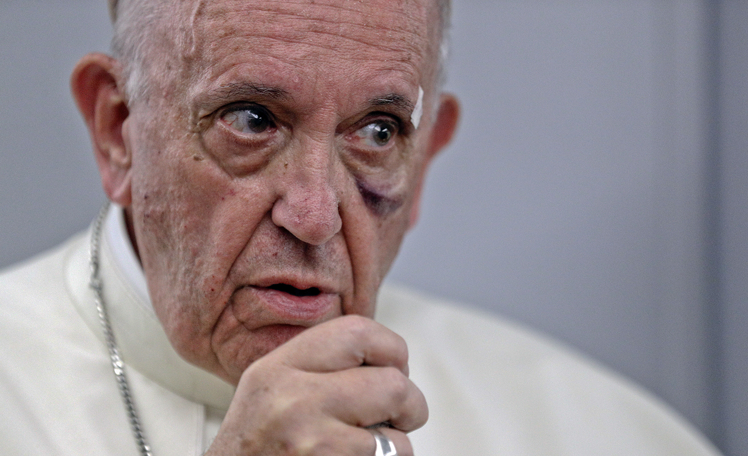 Pope makes general remarks on US politics, press pounces … again