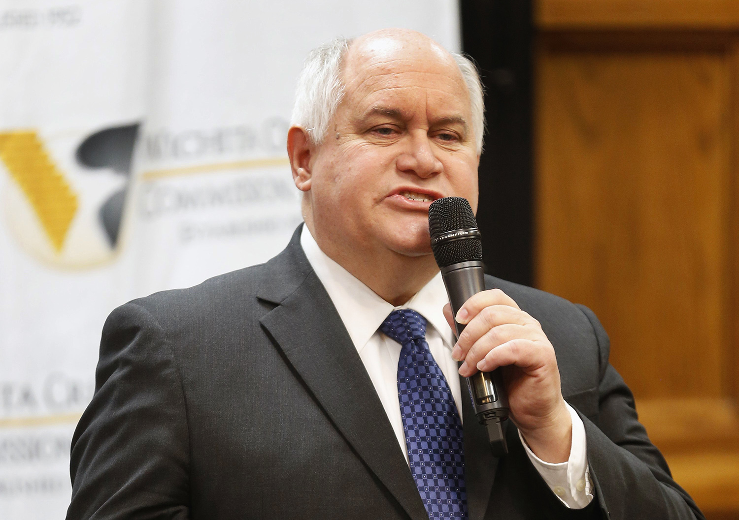 Trump urges voters to send Kansas Republican Ron Estes to Congress