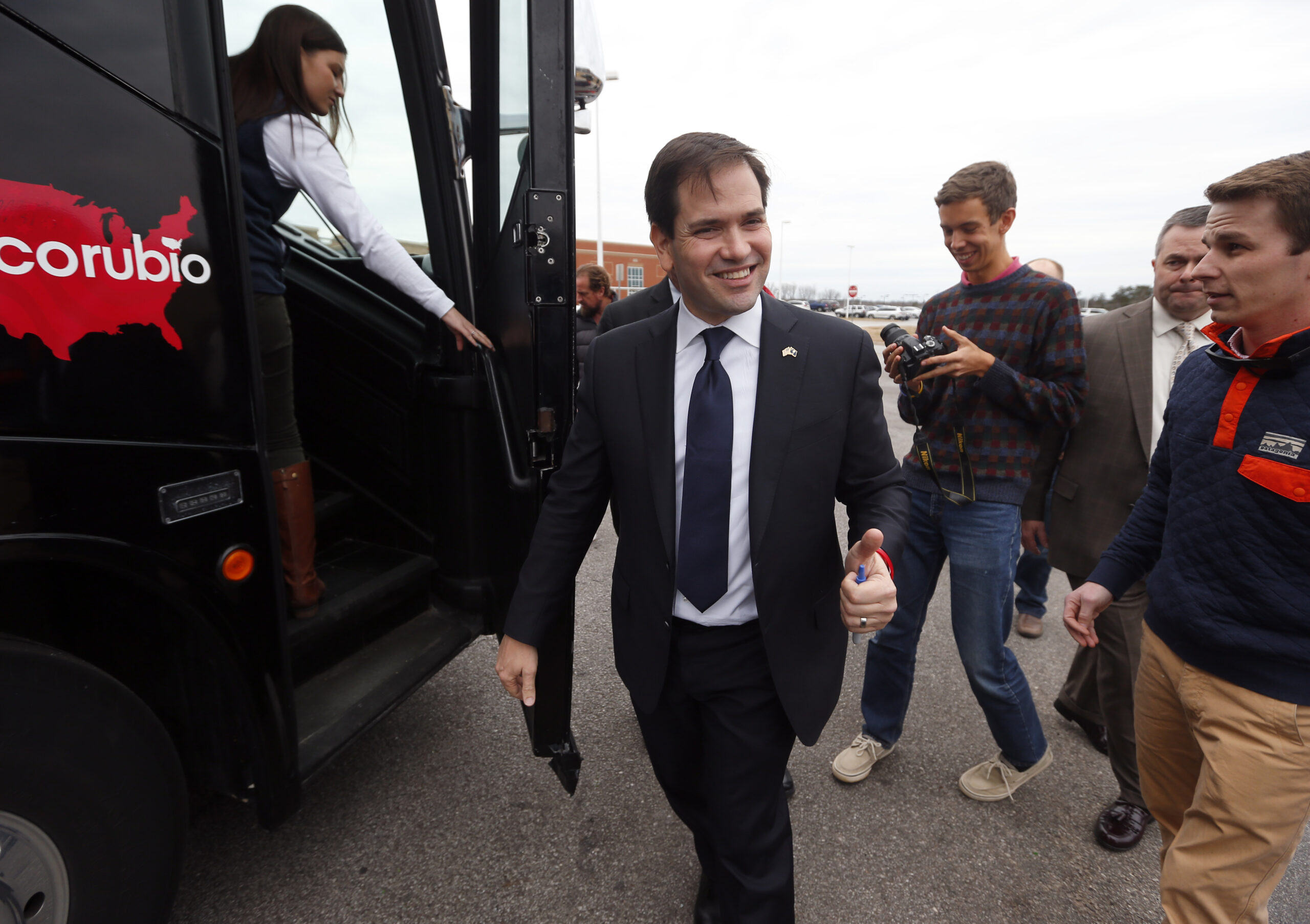Rubio takes aim at EPA auto racing rules