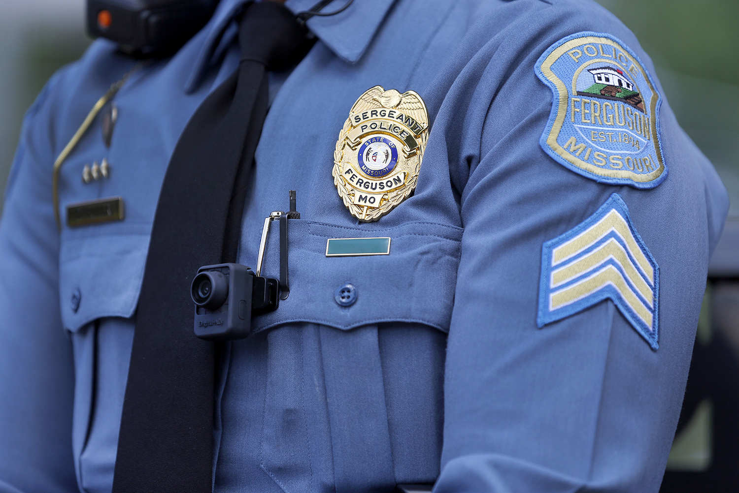 Company to offer free body to cameras to every US police officer