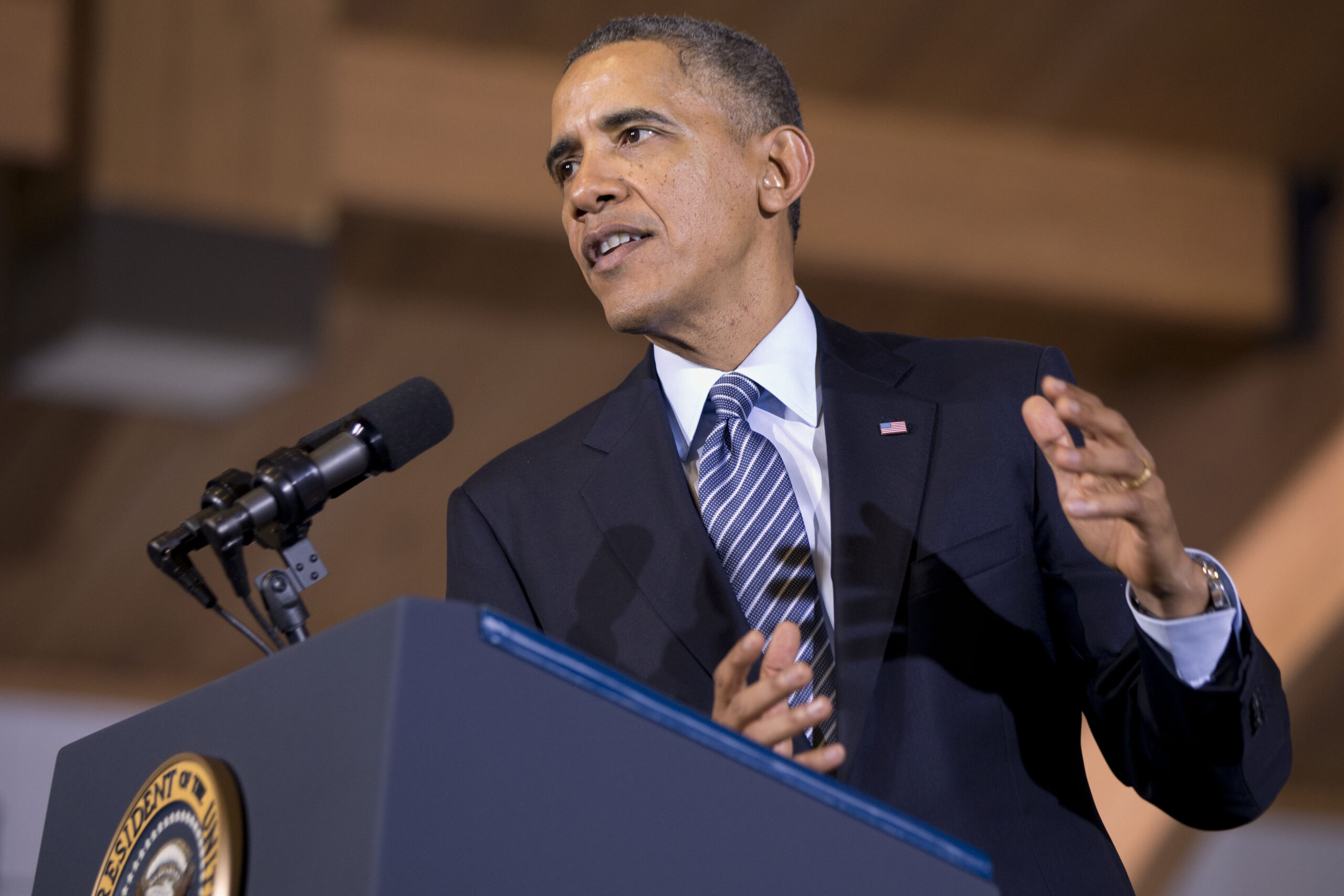 Health law’s employer requirement to be delayed a year