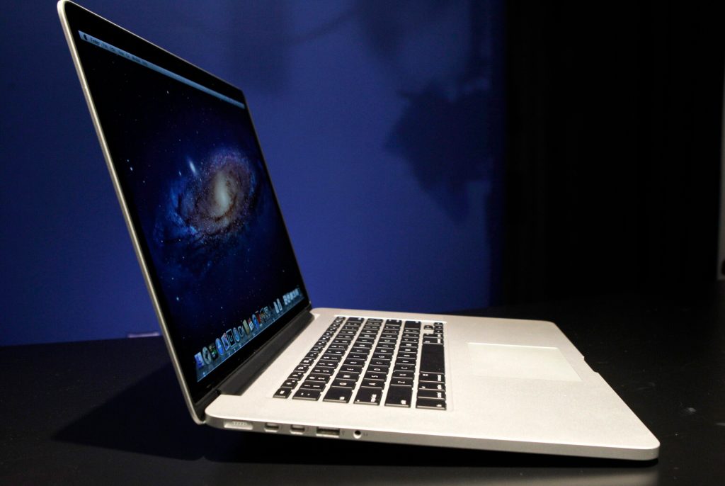 First Look: New MacBook screen is epiphany