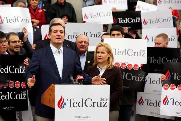 Poll: Cruz surging, Carson shows signs of fading