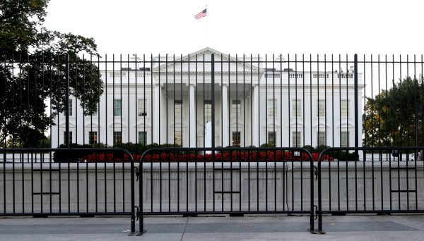 Secret Service: Man who shot himself in the head outside White House is dead