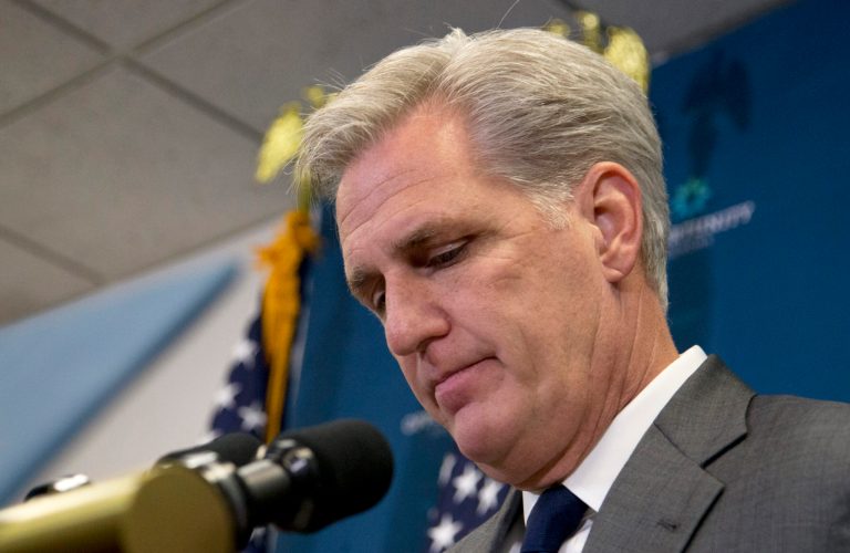 House Majority Leader Kevin McCarthy bows out of the House speaker race. (AP Photo/Manuel Balce Ceneta)