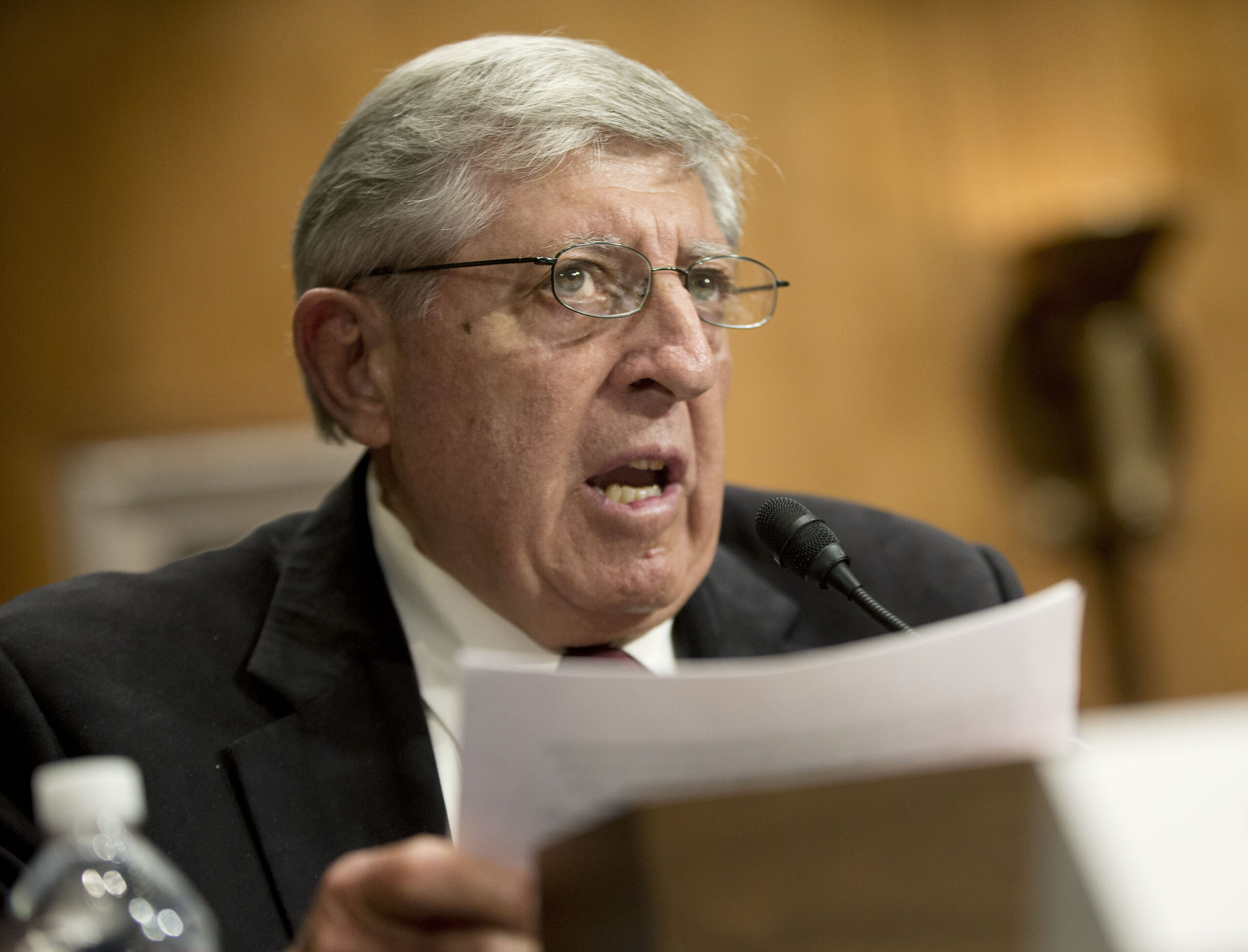 Senate examines precious metal scams on seniors