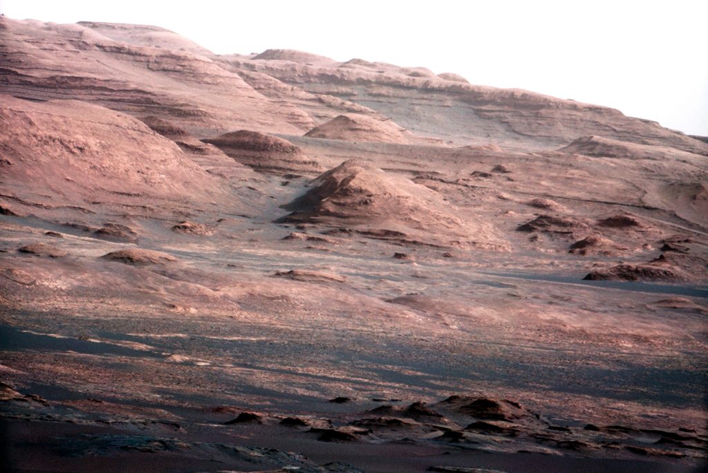 Curiosity beams new will.i.am song from Mars