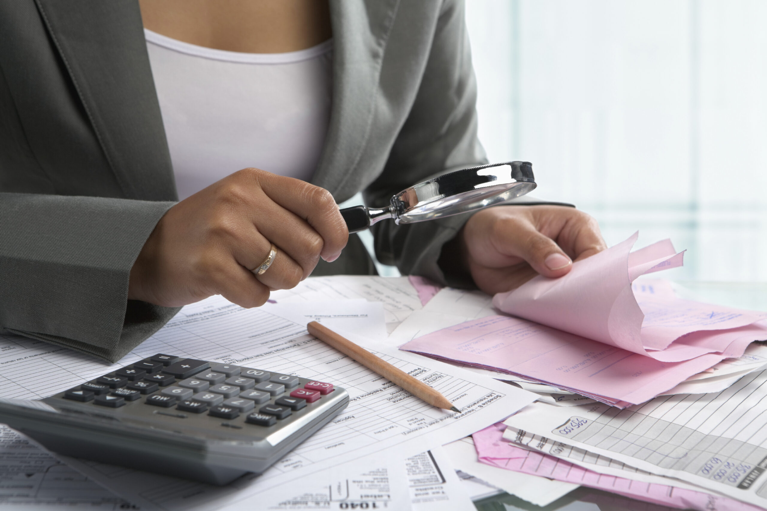 More than 100,000 feds owe back taxes