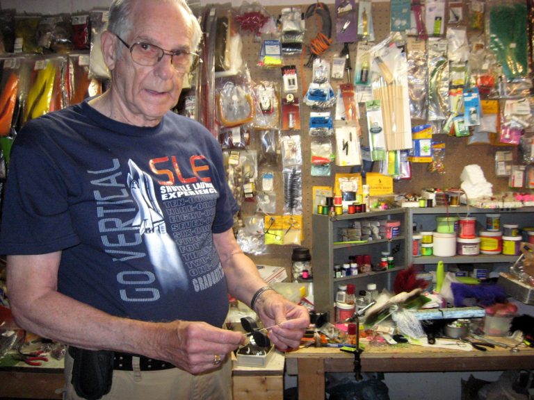 EXCHANGE: Inventor creates fishing line Untwister