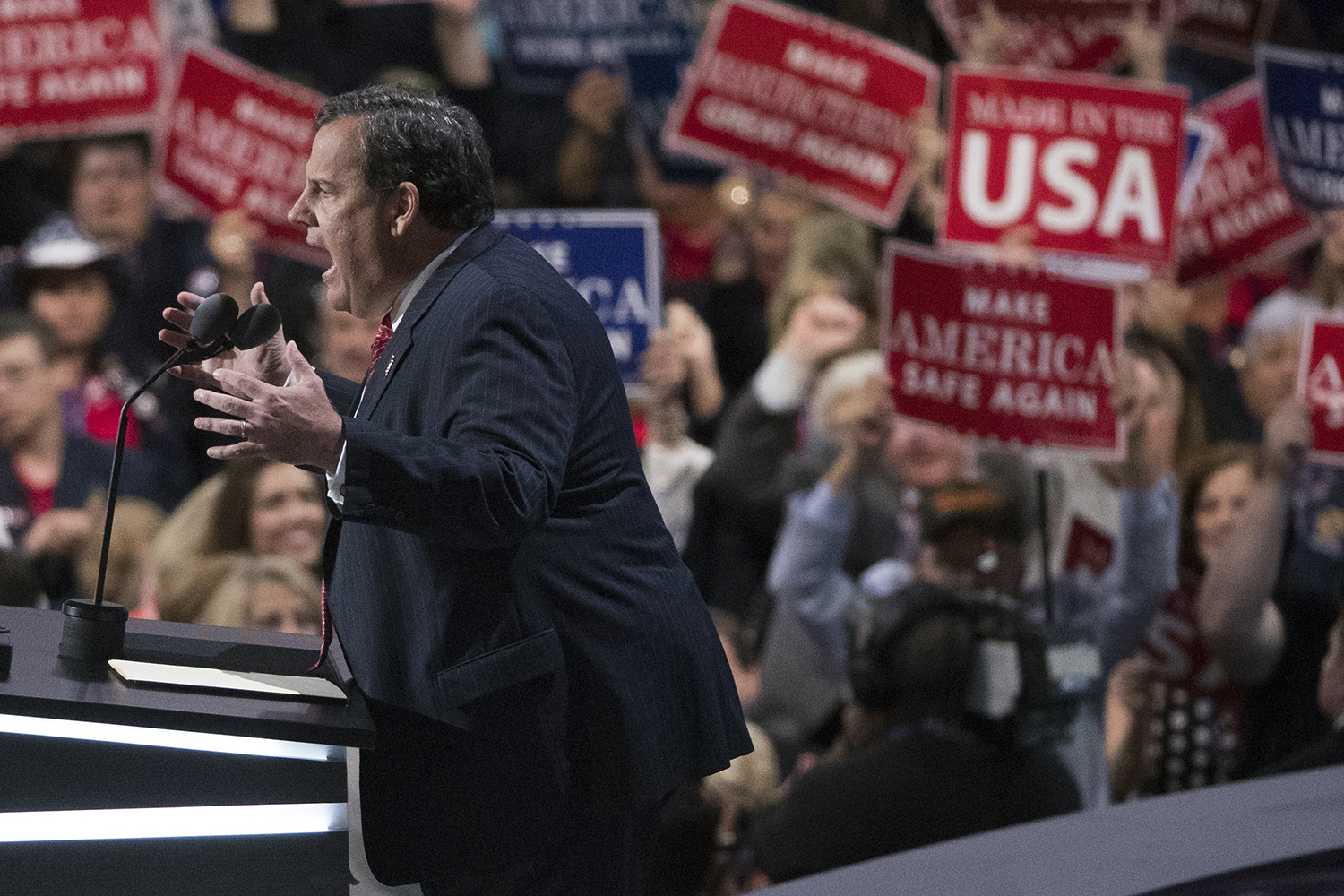 Christie scolds Republicans who aren’t supporting Trump