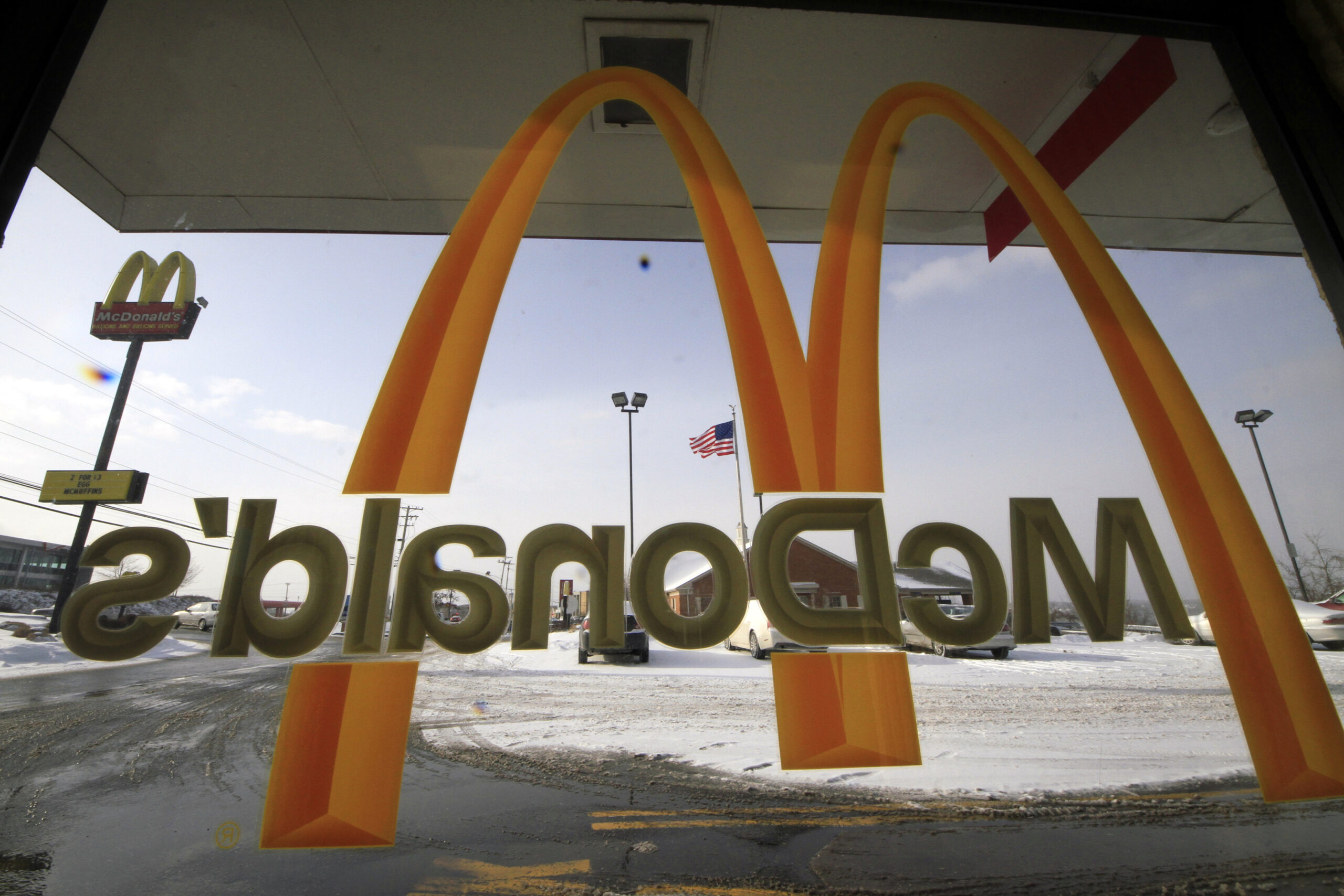 McDonald’s US sales chilled by January weather