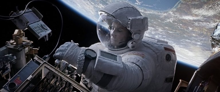 The White House downplayed a report Thursday that President Obama's advisers compare Secretary of State John Kerry to the astronaut played by Sandra Bullock in the movie 