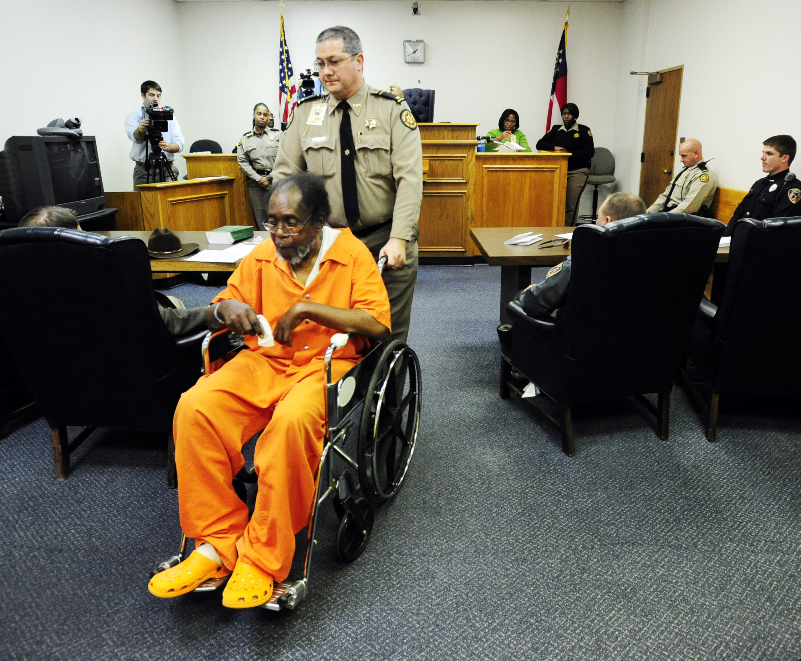Man accused in Ga. gas station shooting is veteran