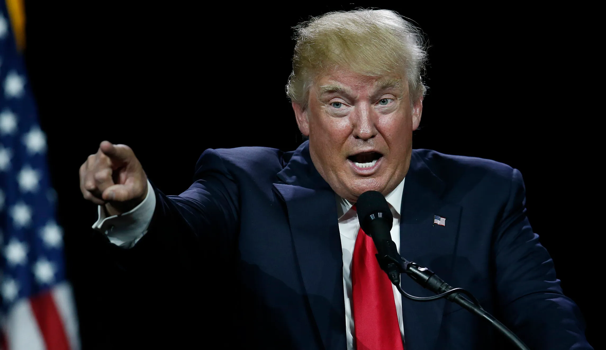 Democrats unleash on Trump after CNN clothesline video: ‘He has violence and blood in his mind’