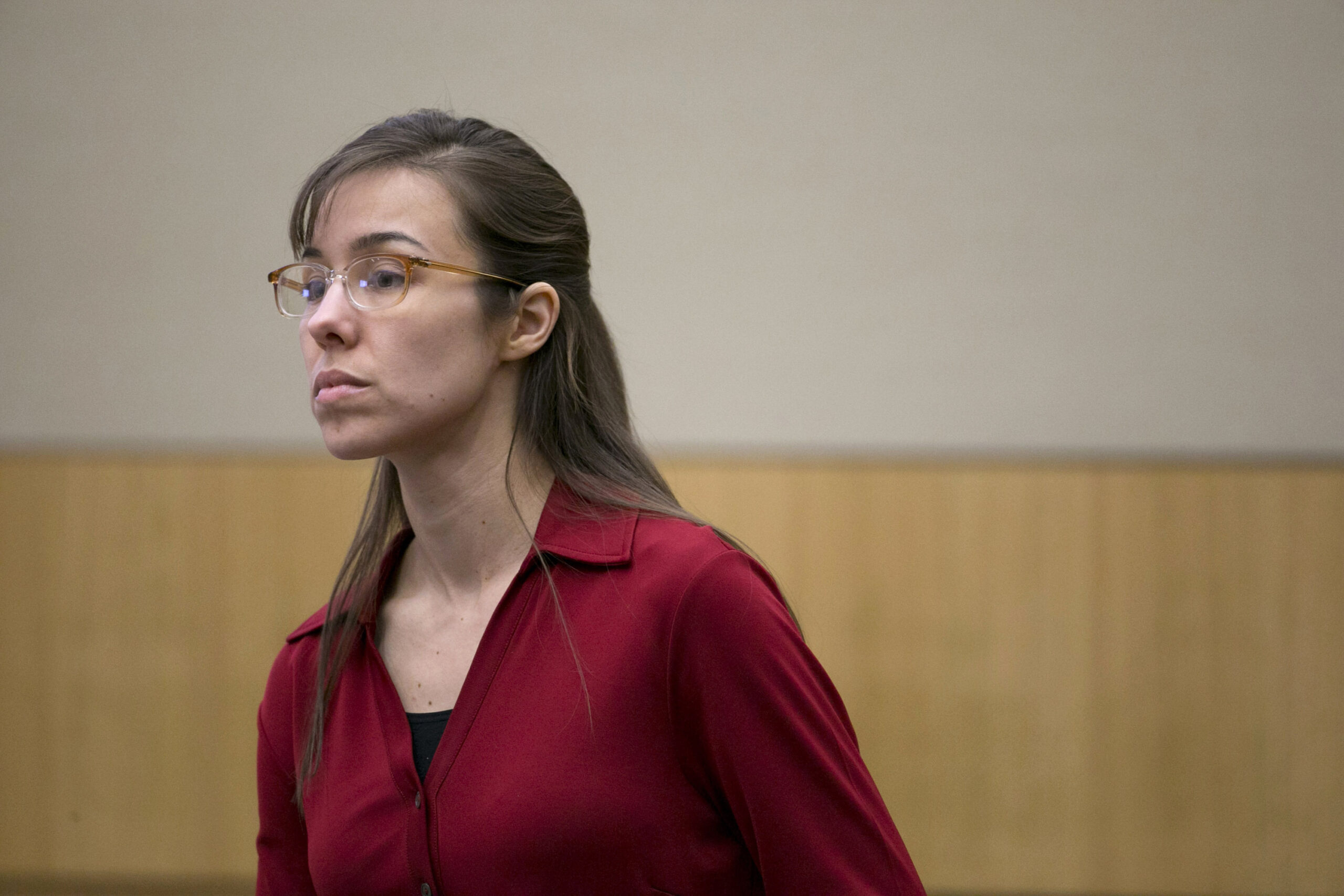 Heated exchanges between Arias prosecutor, expert