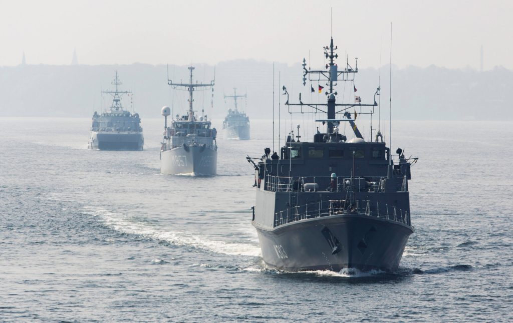 NATO minesweepers set off on Baltic deployment