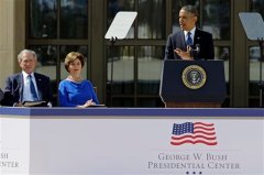 At presidential library, Obama and Clinton praise Bush effort on immigration reform