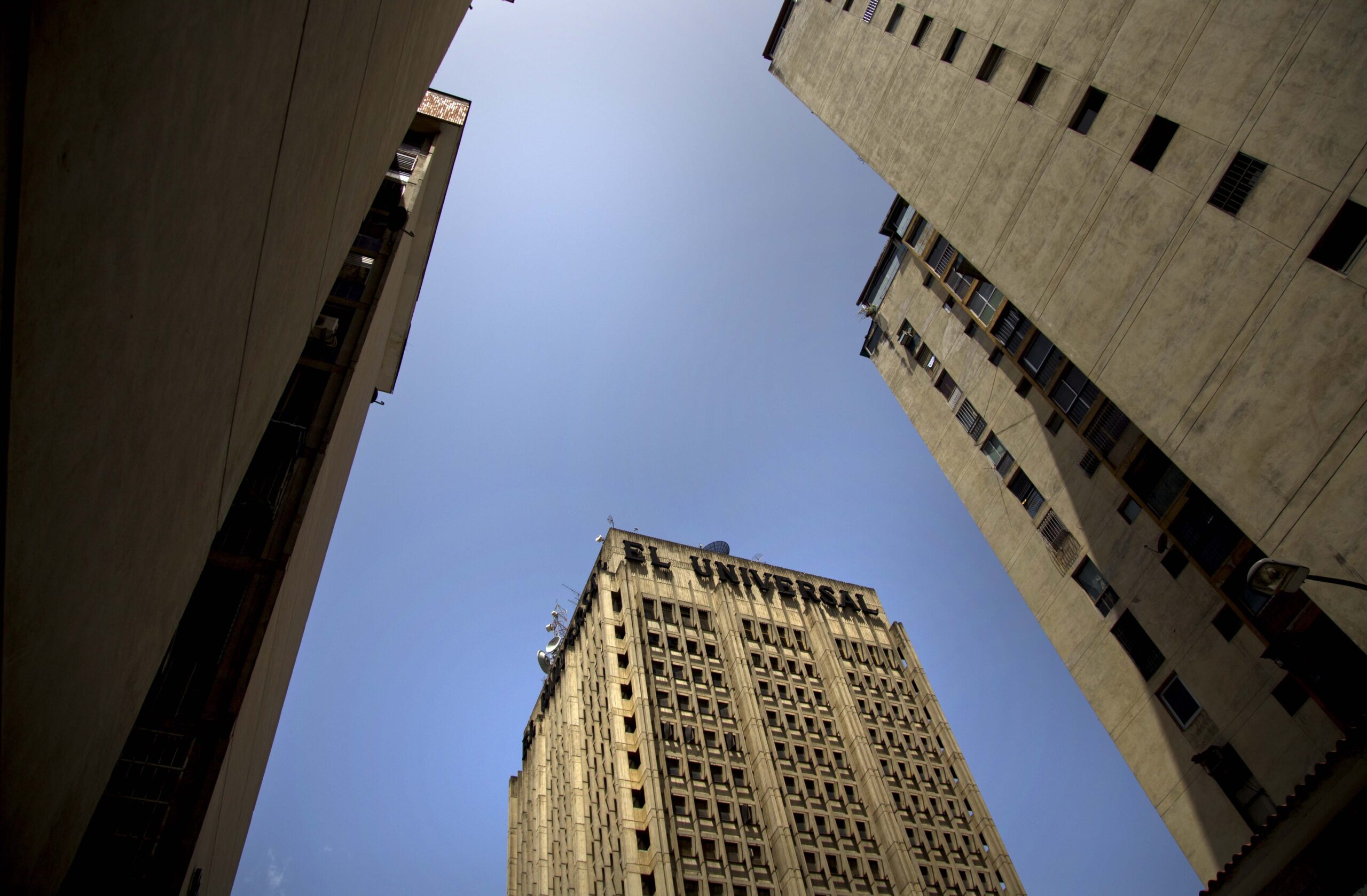 Major Venezuelan newspaper to be sold
