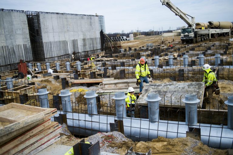 An Ohio mayor told senators that cities cannot afford to pay for expensive upgrades to water infrastructure. (Jake May/The Flint Journal-MLive.com via AP)