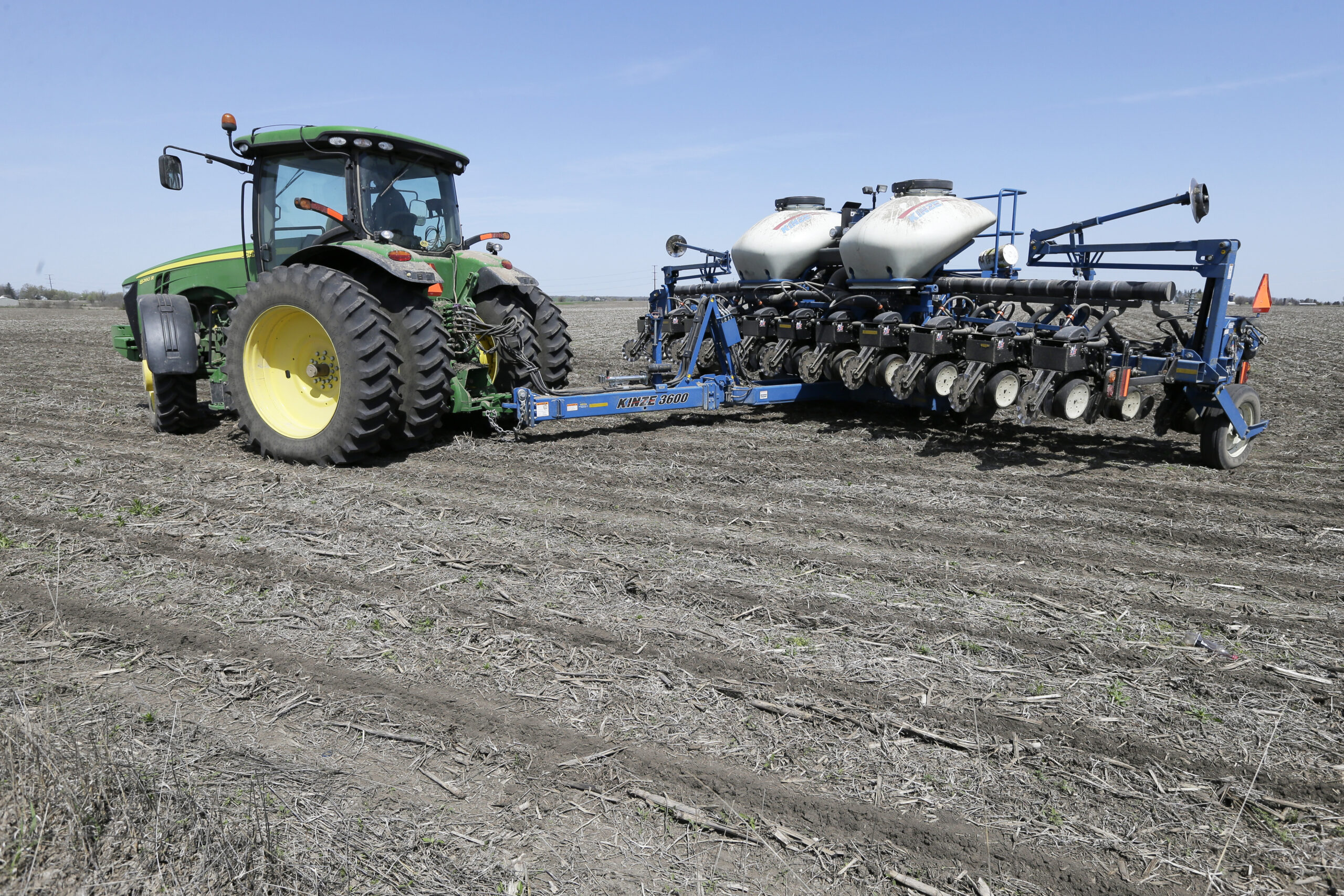 Battle between ‘Big Corn’ and ‘Big Oil’ heats up