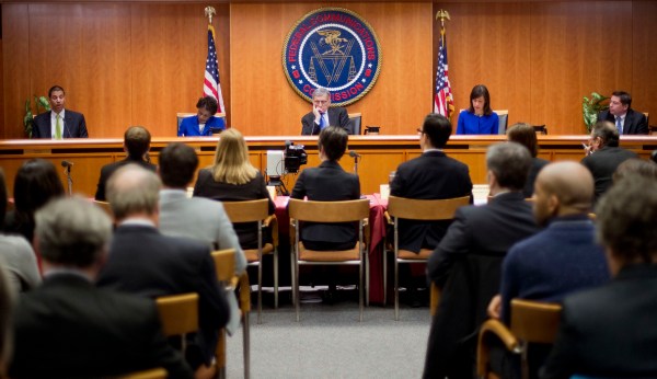 The FCC can do better than its current rules on net neutrality