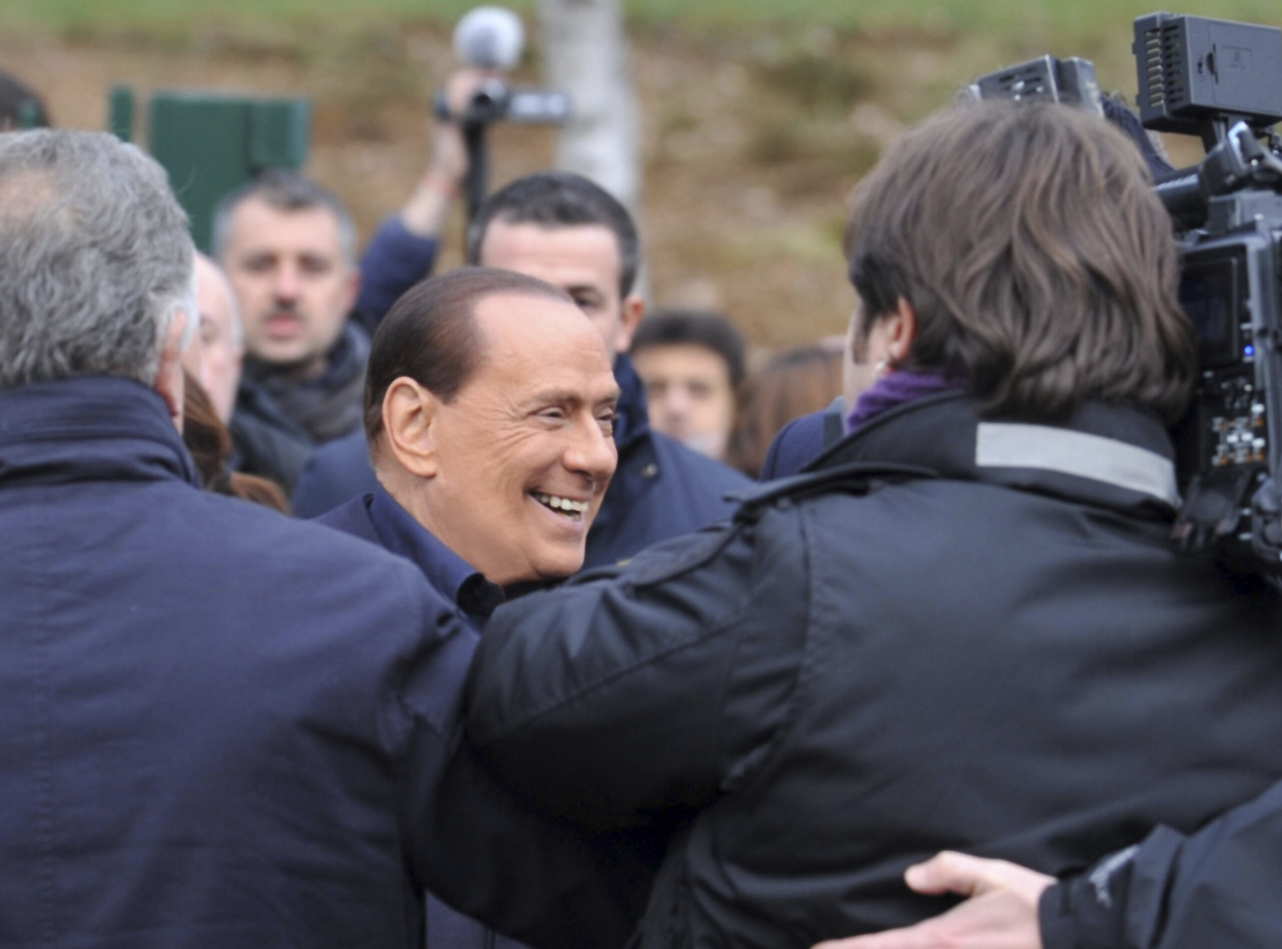 Berlusconi in comeback bid to become Italy premier