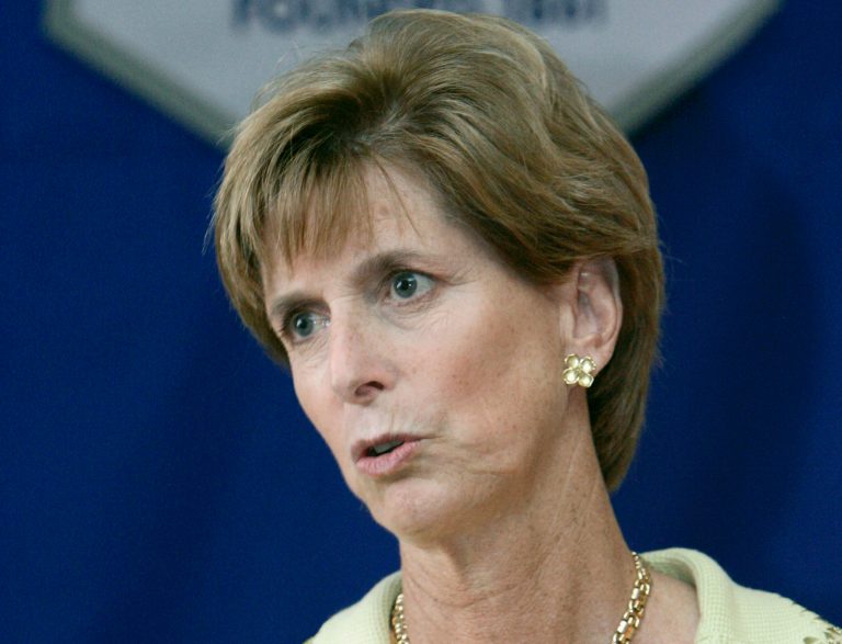 Republican EPA chiefs to Congress: Act on climate
