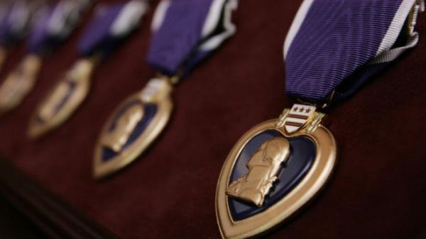 Army to award Purple Hearts to 39 soldiers injured in Iraq attack after media scrutiny