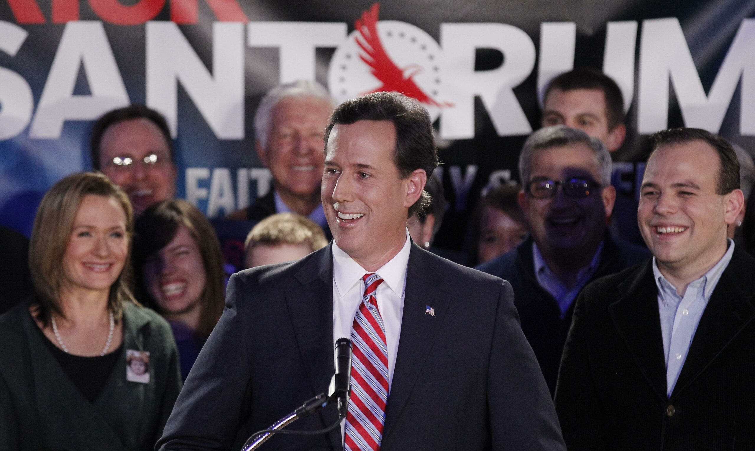 Santorum ‘committed’ to competing in N.H., S.C.