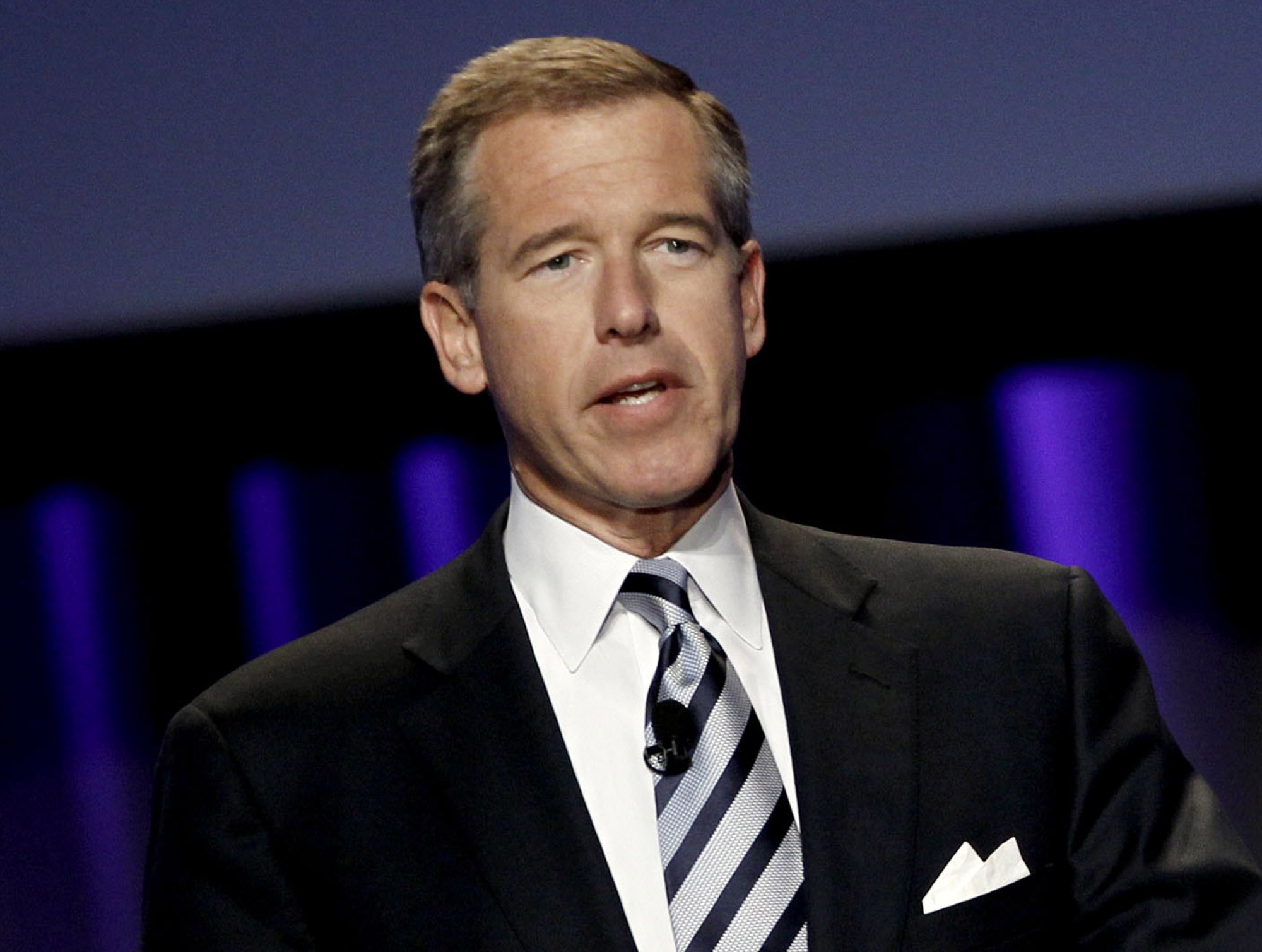 Brian Williams expected to lose news anchor role, but stay at NBC