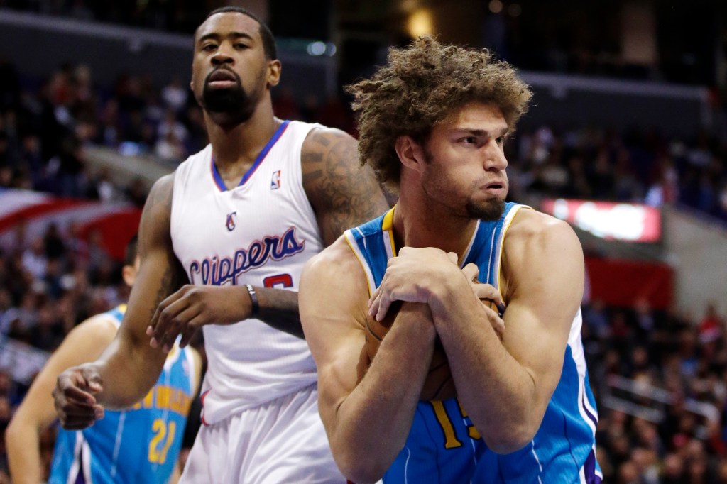 Clippers beat Hornets 93-77 for 11th straight win
