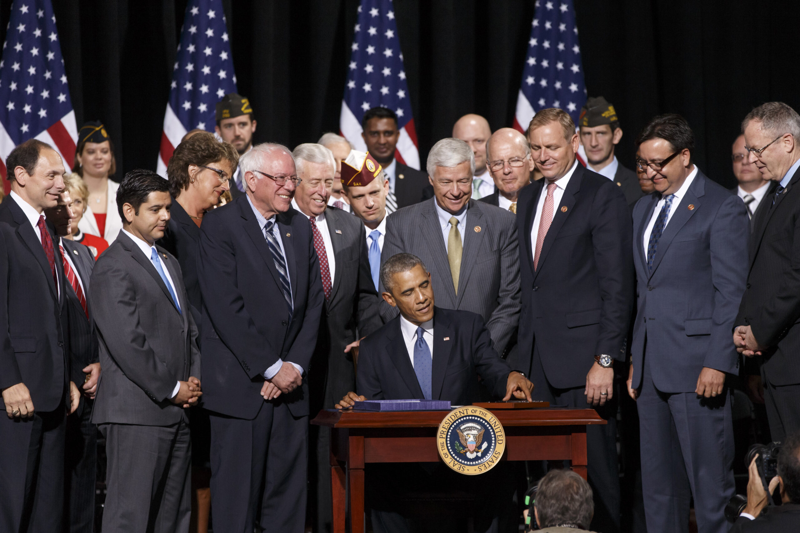 Obama signs $16.3 billion bill overhauling Veterans Affairs