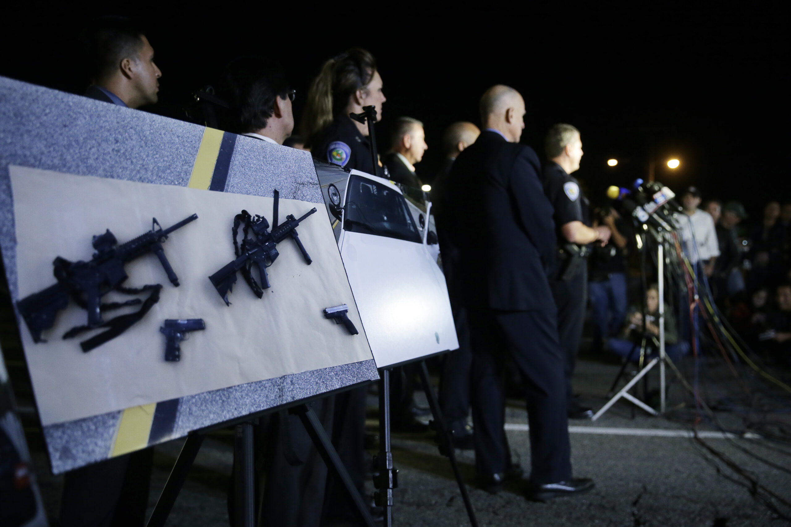 Officials: Syed Farook watched Islamic State propaganda videos