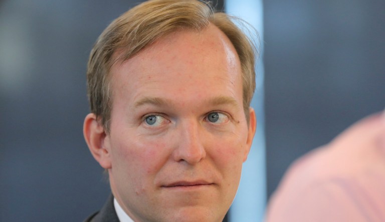 Eight House Democrats holding out against impeachment inquiry after Rep. Ben McAdams flips