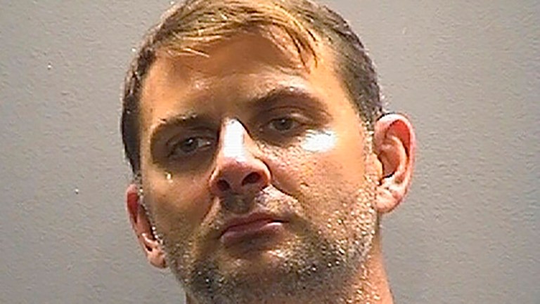 Former Army Green Beret pleads guilty to spying for Russia