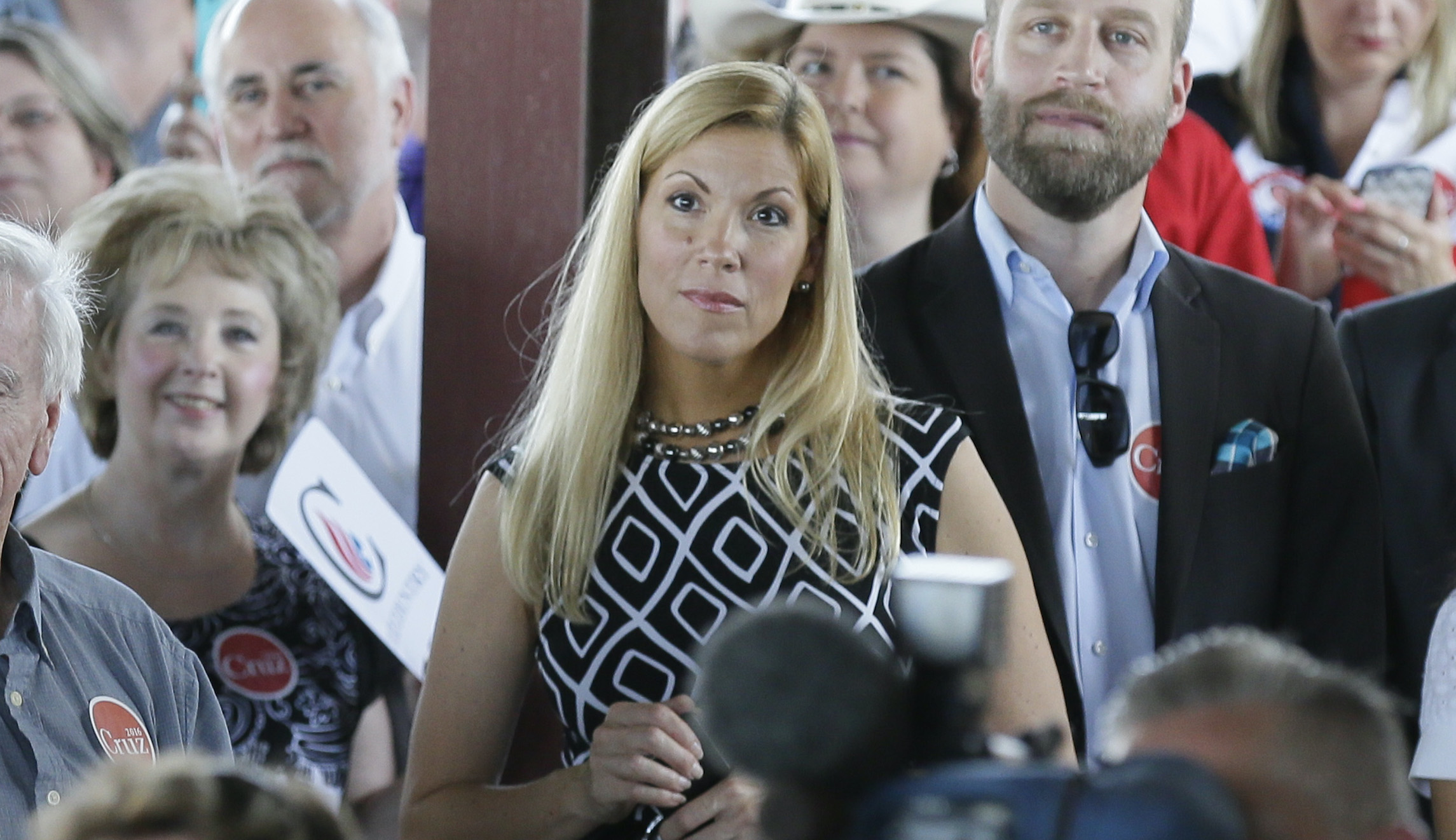 Man commits suicide outside of home of Texas congresswoman