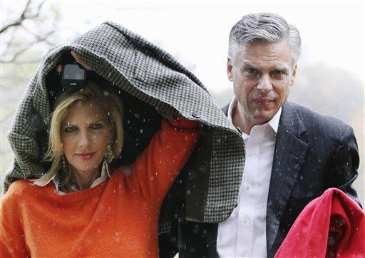 Campaign Roundup: Huntsman boycotts next debate