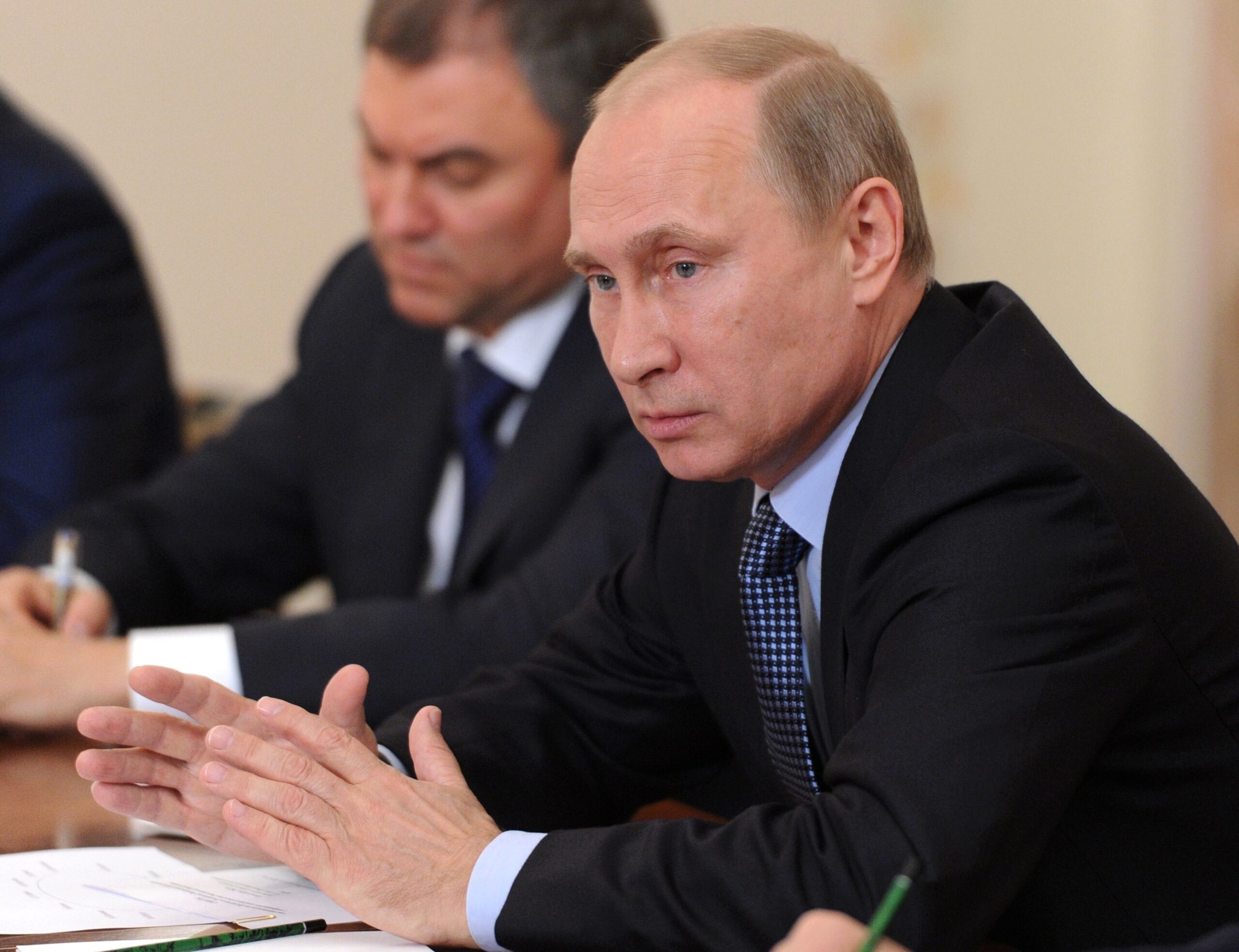 Vladimir Putin: US must call off Syrian strike before deal