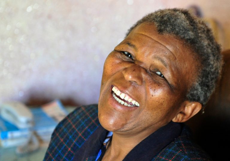 Lawyer: 2 women alleged to be Mandela’s daughters