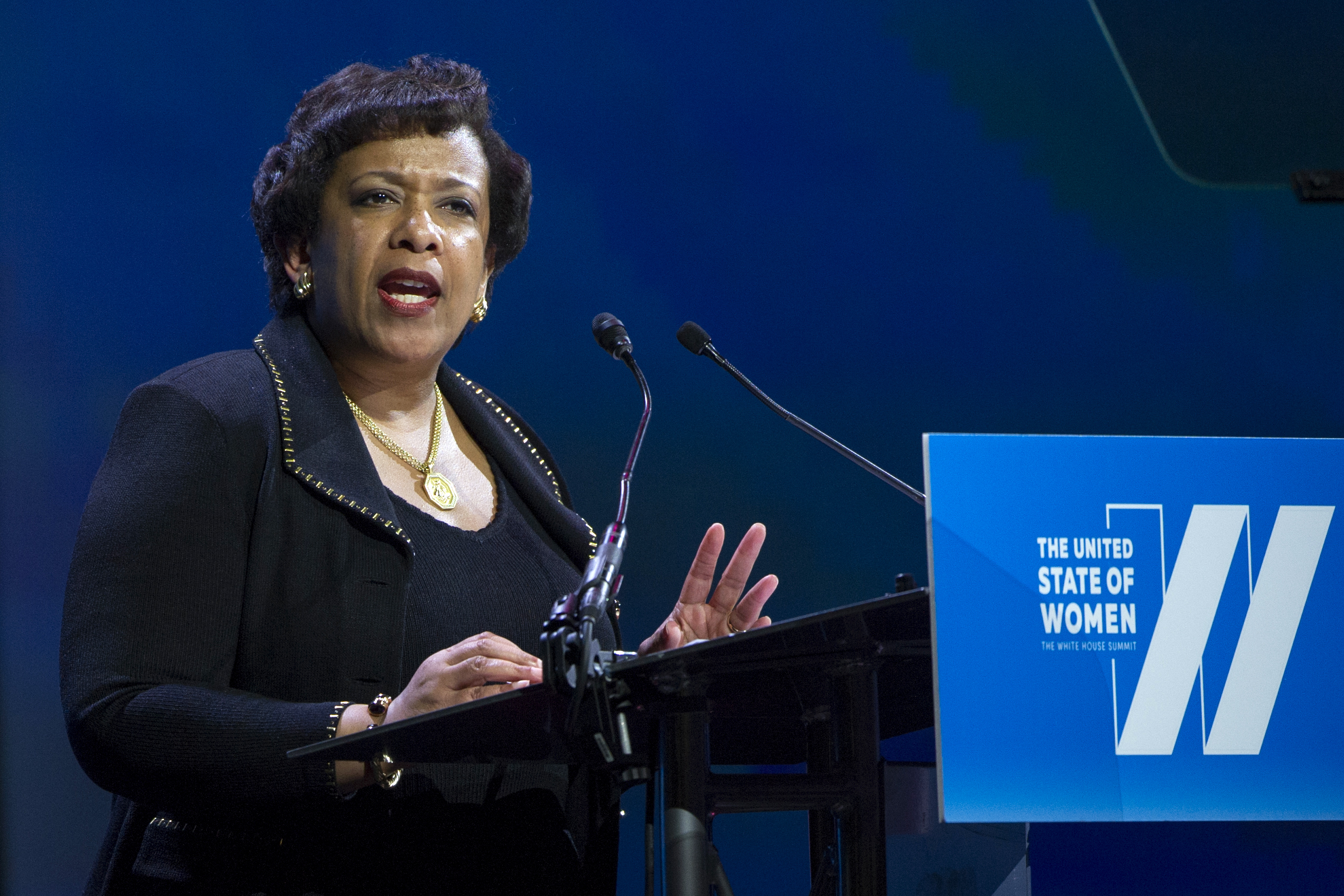 Lynch: ‘No discussion’ of email probe in private talk with Bill Clinton