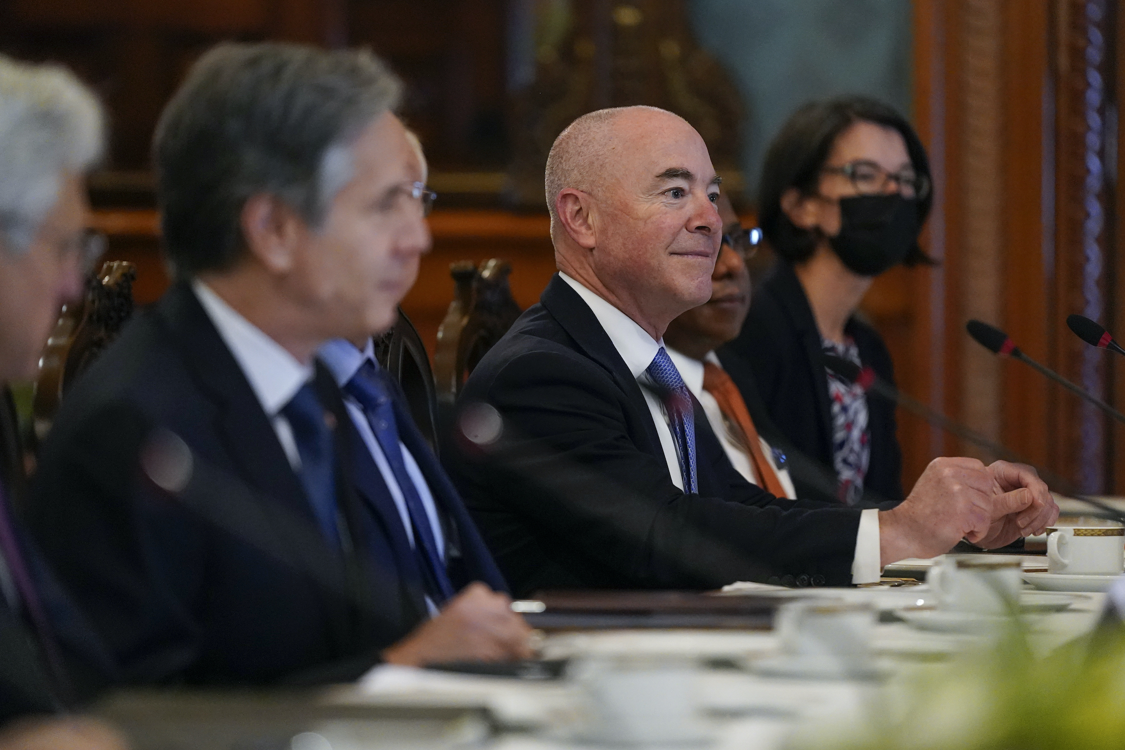 Border crisis crossfire: Top senators slam Biden administration as officials head to Mexico