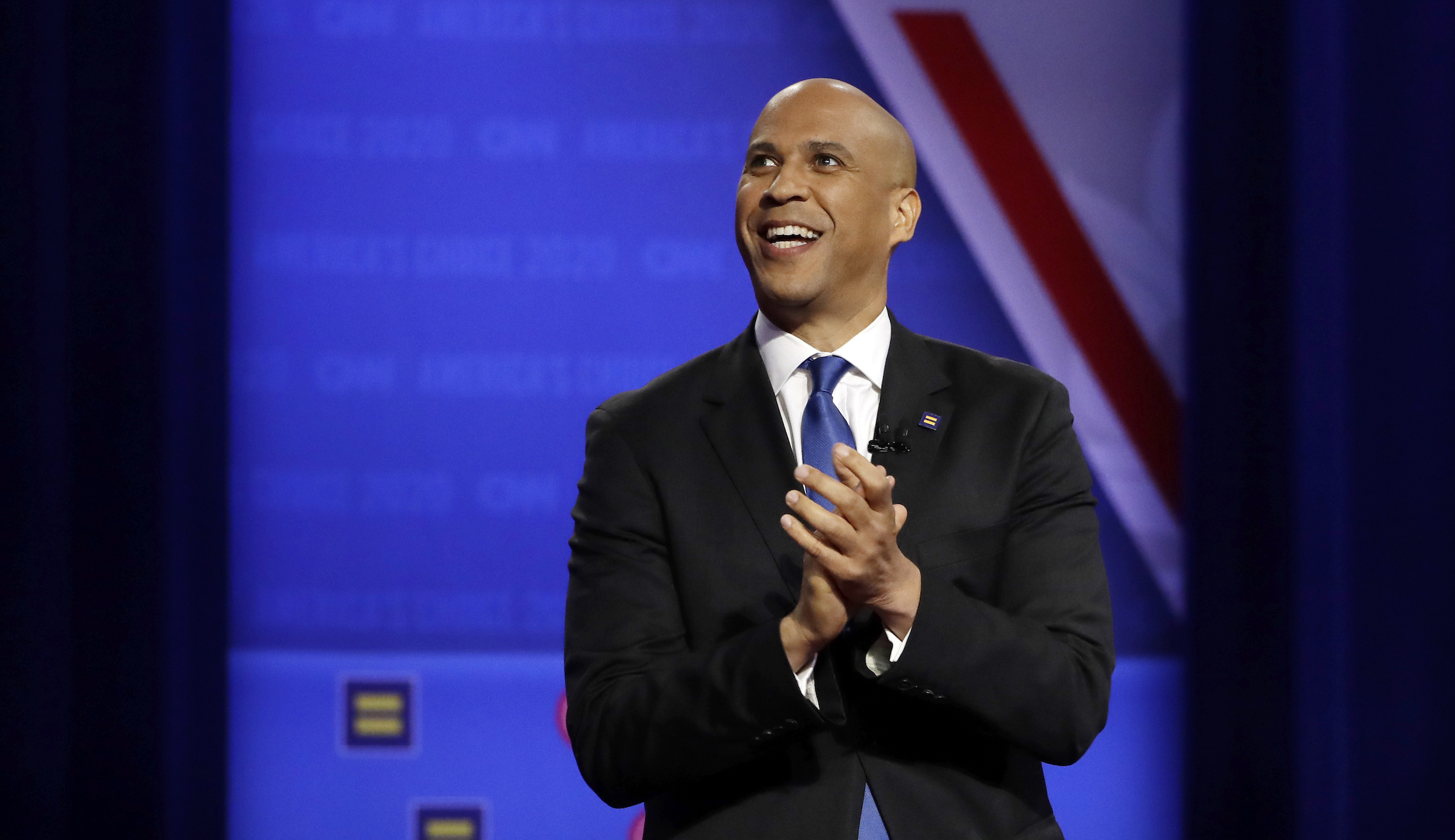 WATCH: Cory Booker tells gay questioner on CNN: ‘You are a beautiful man’