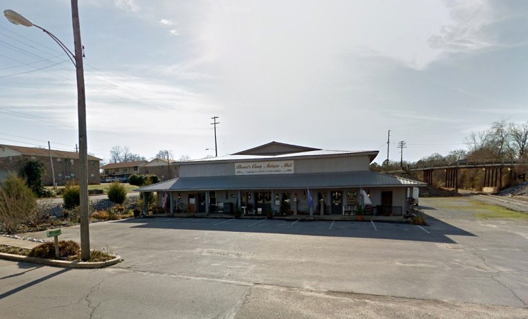 Booneâs Camp Event Hall in Mississippi.