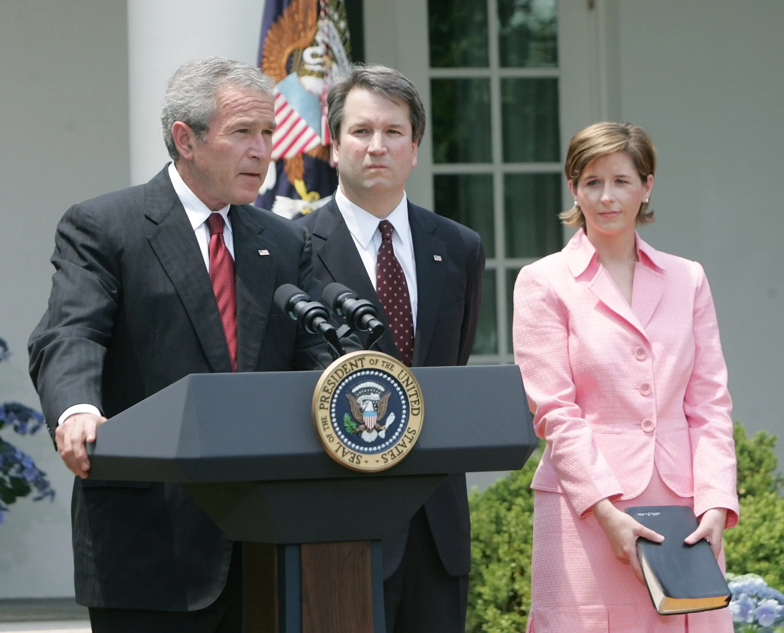 George W. Bush praises Trump for ‘outstanding’ Supreme Court pick