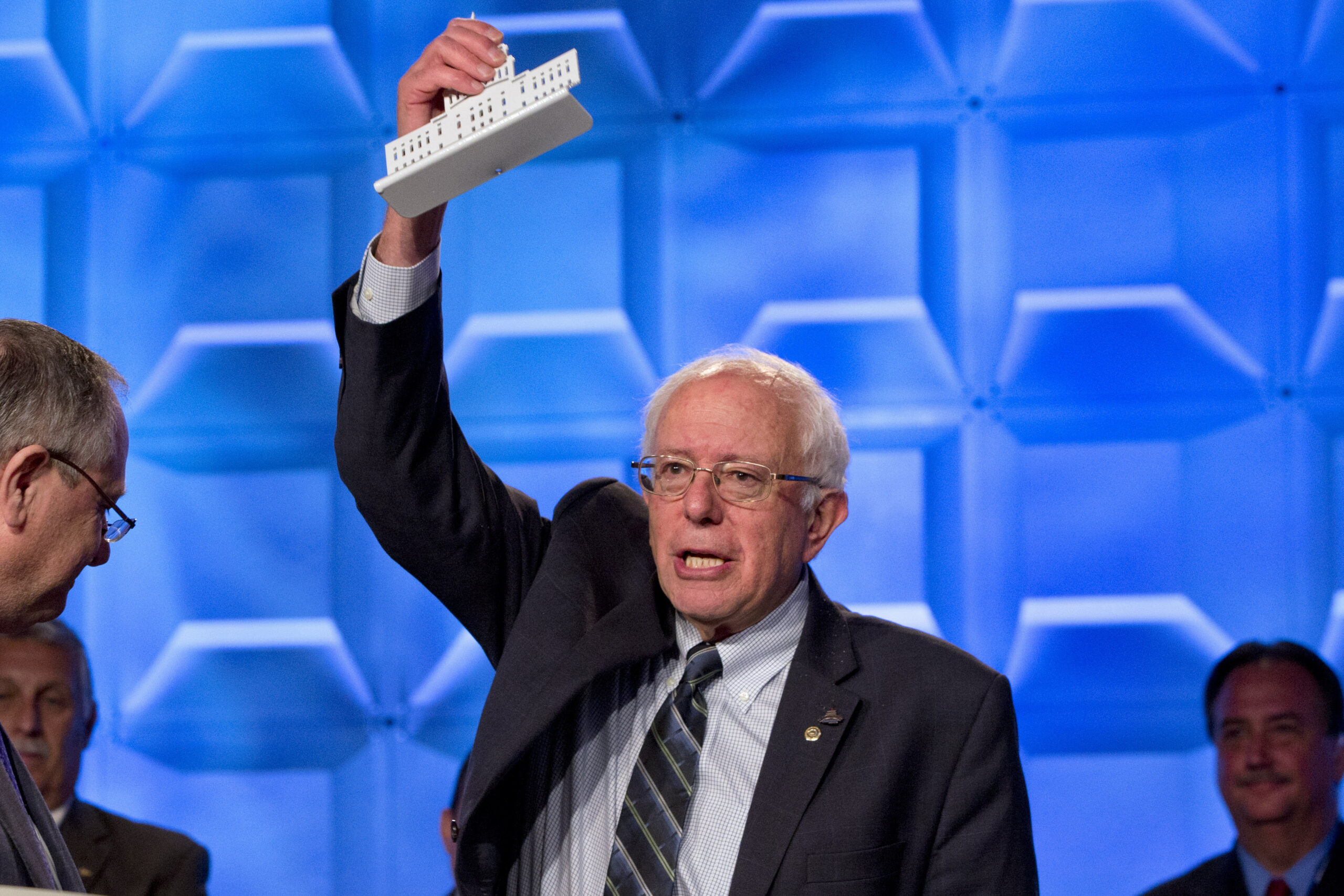 Sanders soars to statistical tie with Clinton in New Hampshire