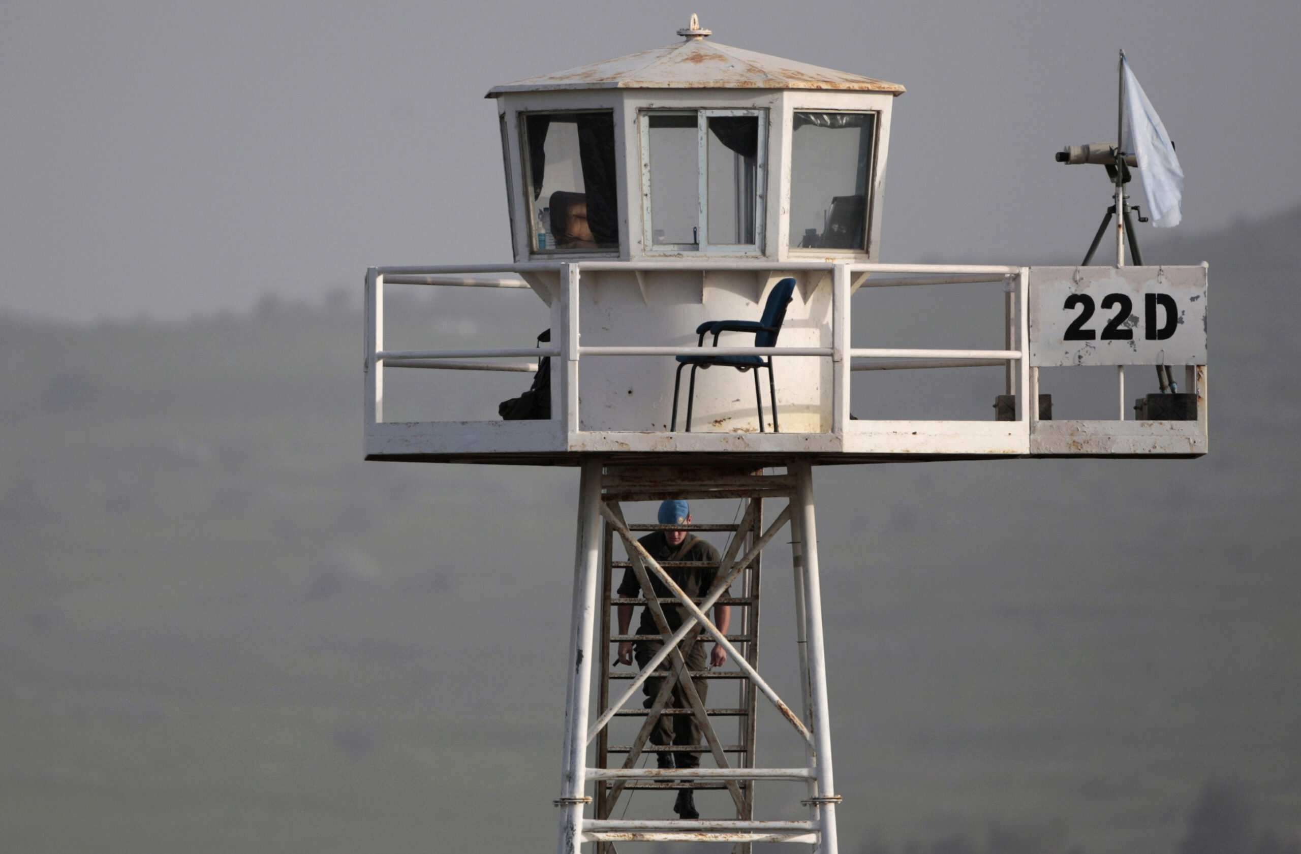 Rebels free 21 UN captives in southern Syria