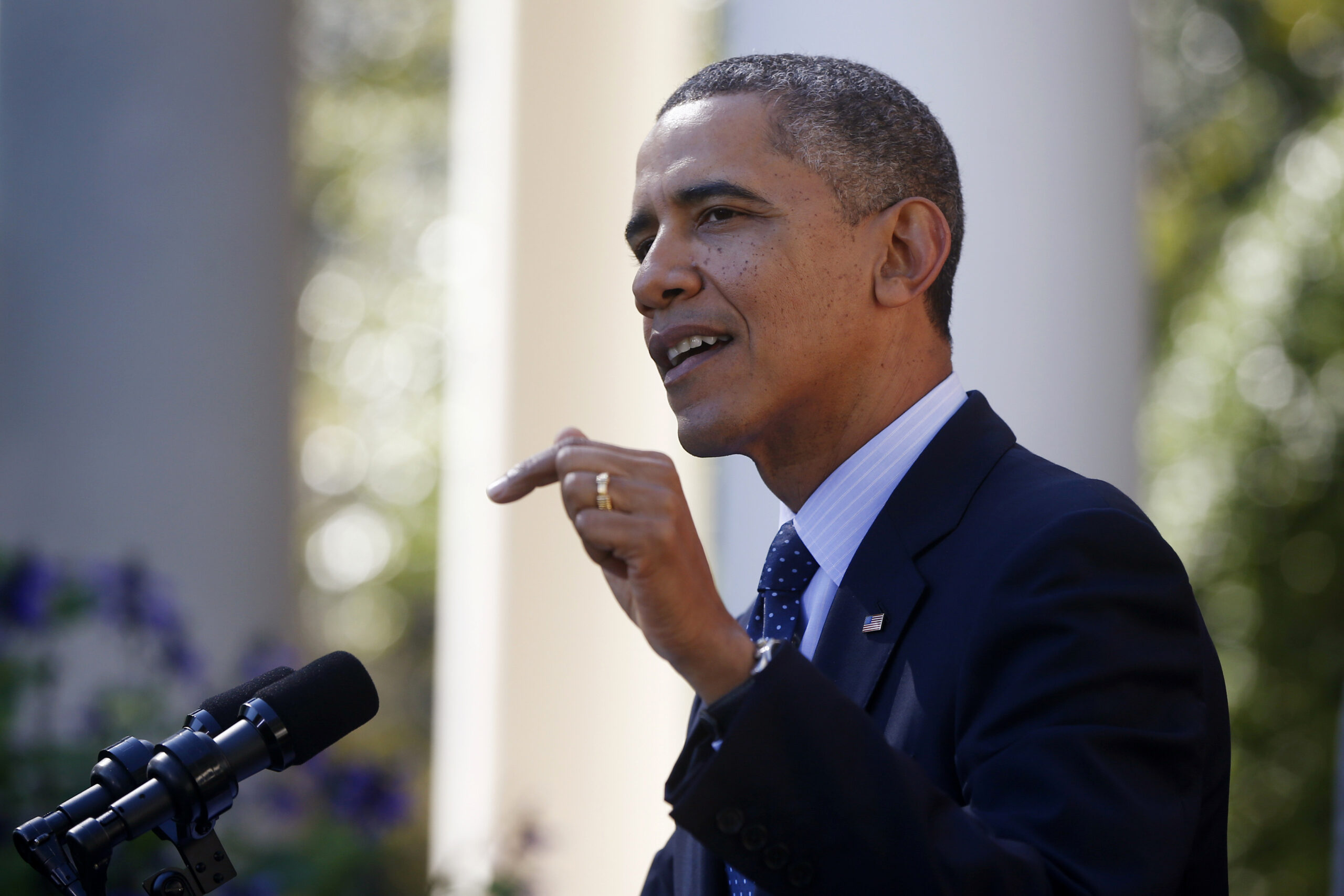 After unity, some Democrats push back on Obama