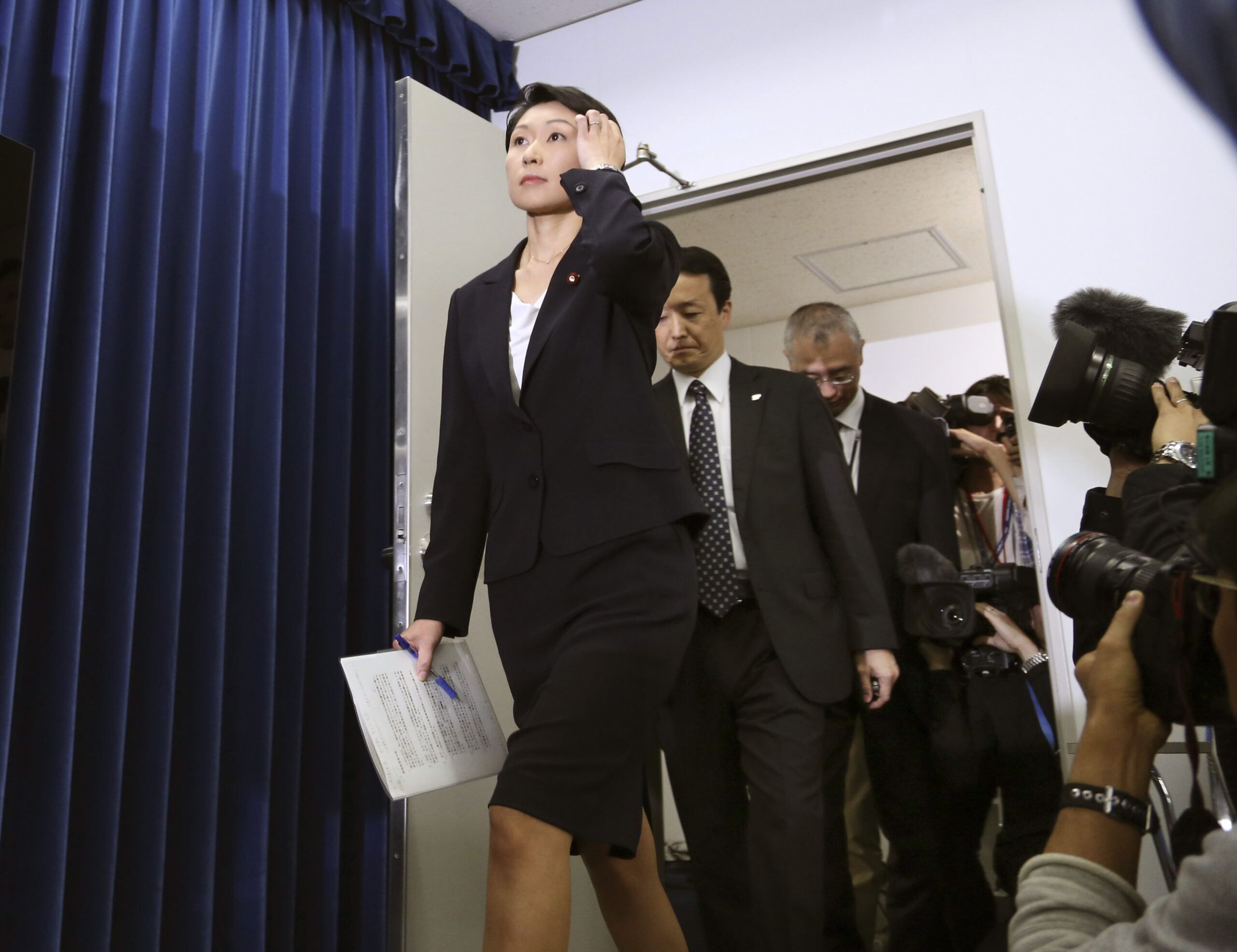 Japan trade, justice ministers quit amid scandals