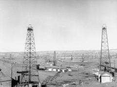 Feds sell historic Teapot Dome oil field